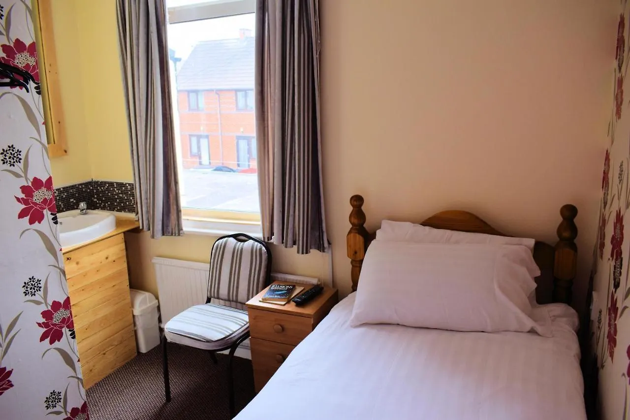 The Clarendon Hotel Blackpool Guest house
