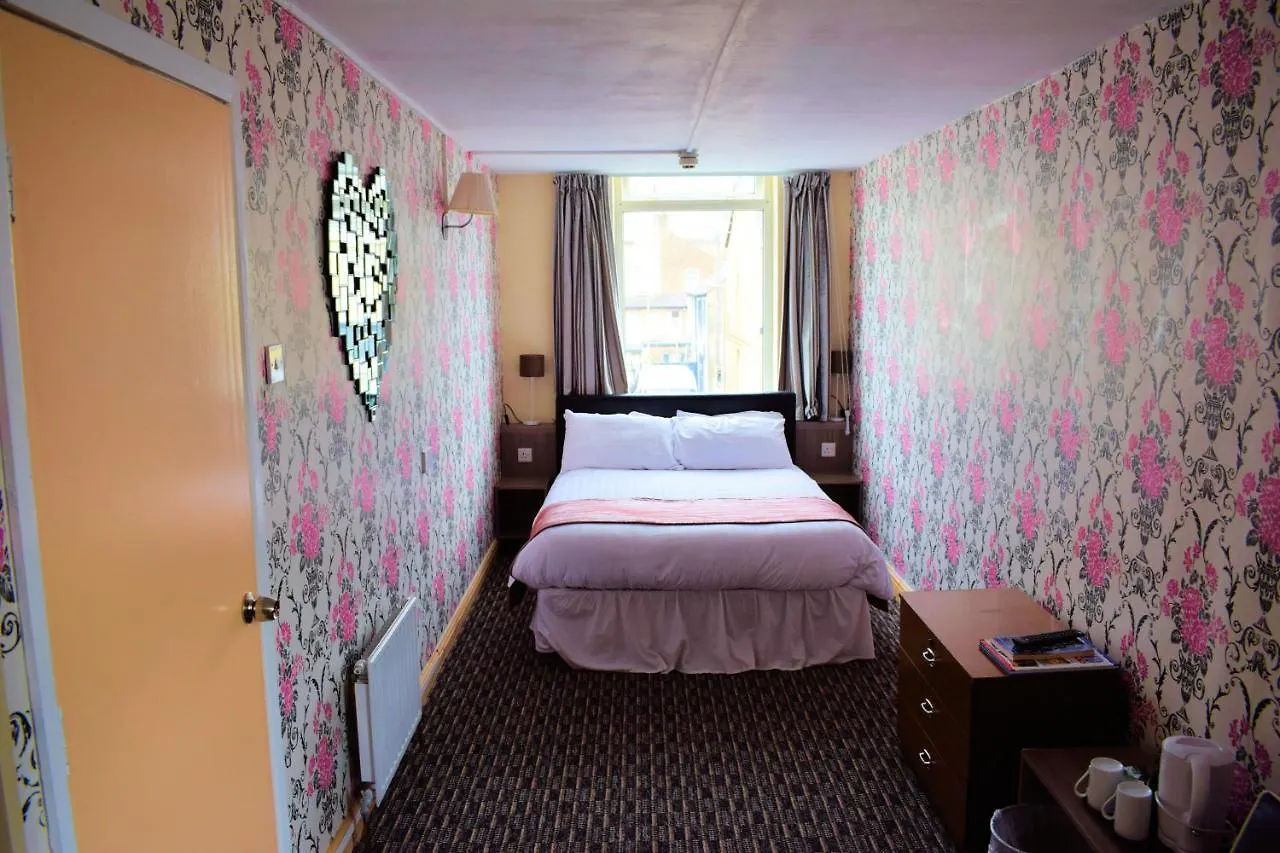 The Clarendon Hotel Blackpool Guest house
